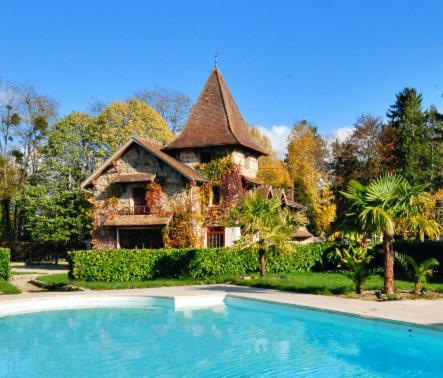 Апартаменты Manoir De La Comtesse Chailly-en-Biere Экстерьер фото