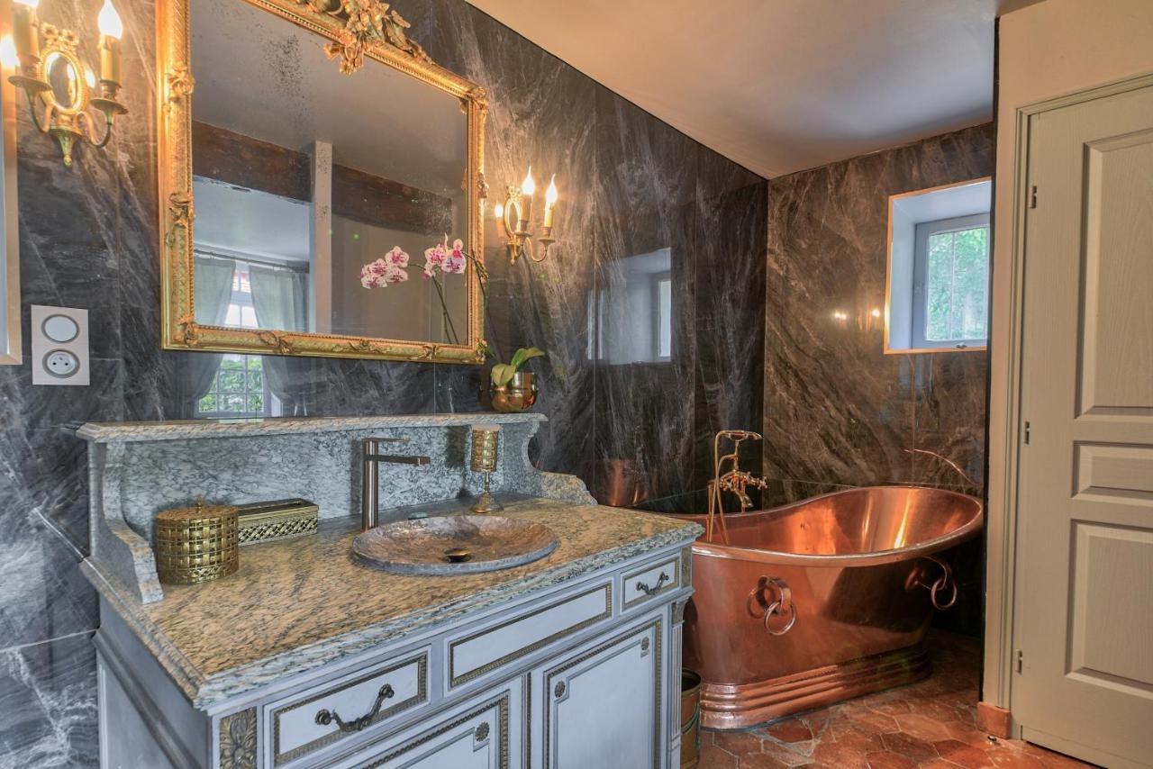 Апартаменты Manoir De La Comtesse Chailly-en-Biere Экстерьер фото
