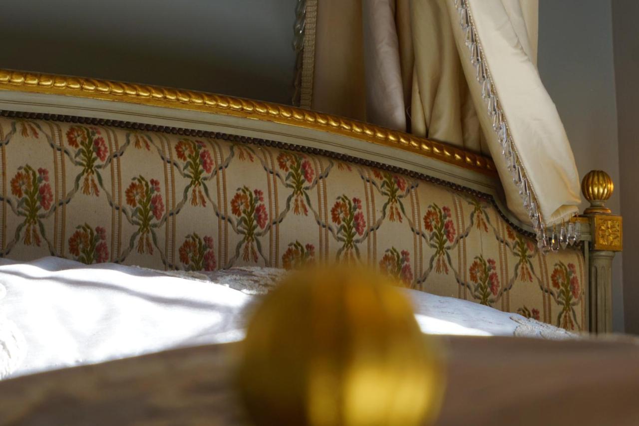 Апартаменты Manoir De La Comtesse Chailly-en-Biere Экстерьер фото